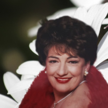 Mme Ginette Denis