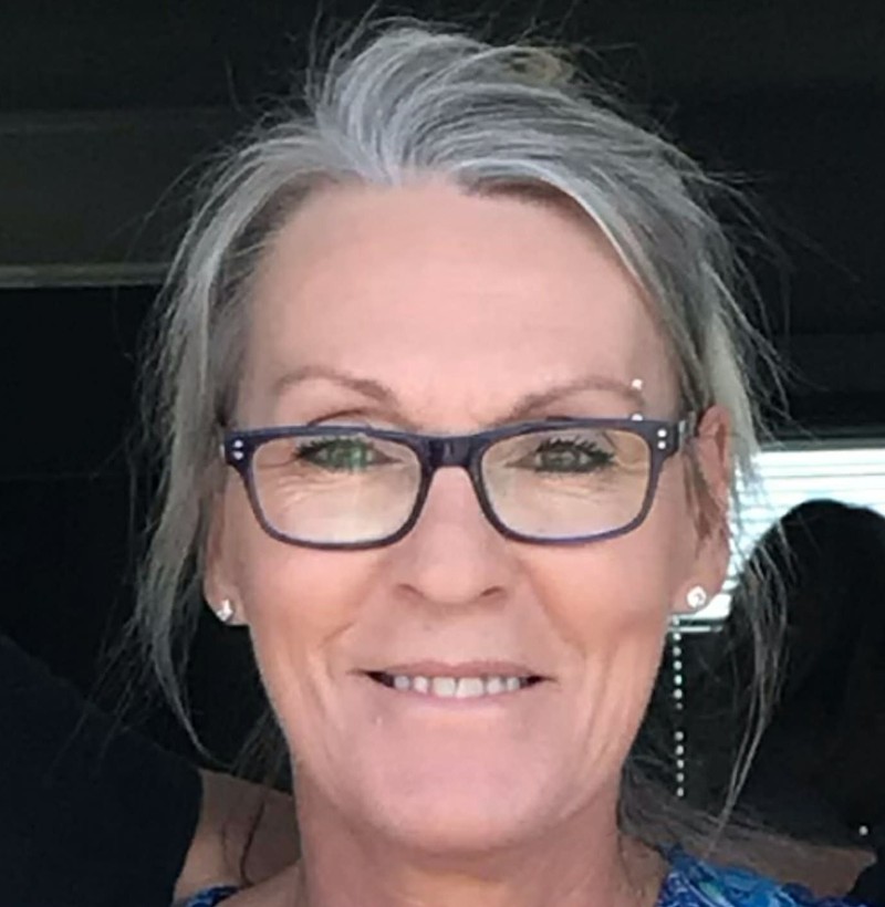 Mme Francine Brisebois